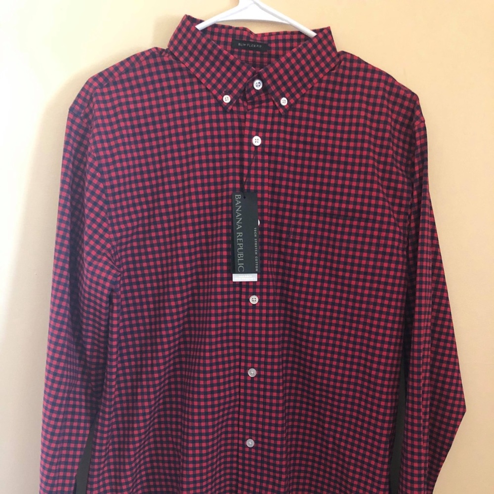 Banana Republic checkered button-up long sleeve